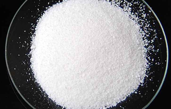 阴离子聚丙烯酰胺可以用热水溶解吗？